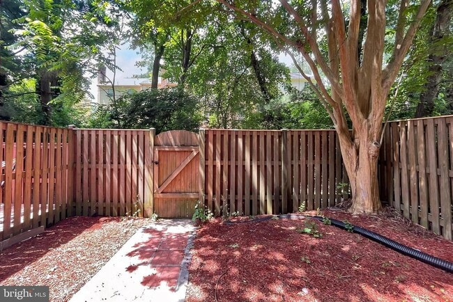 Building Photo - 9694 Poindexter Ct