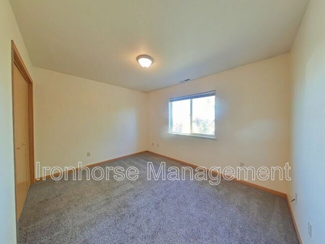 Building Photo - 2491 Wheeler Dr