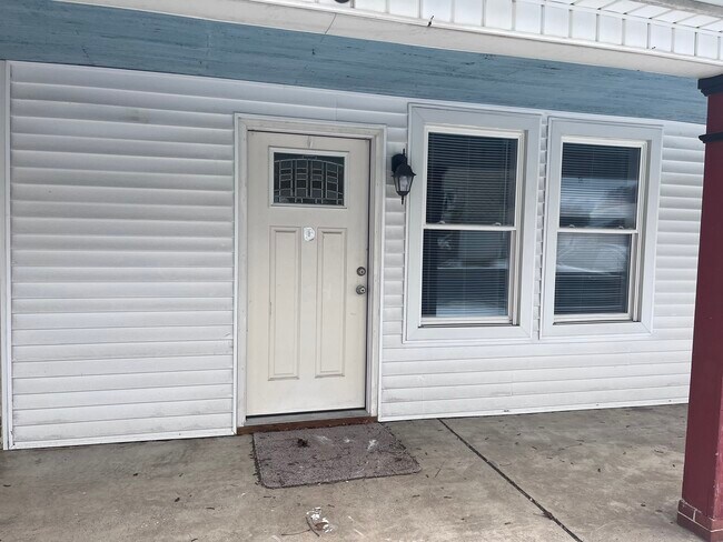 Building Photo - Leck Kill Apartments