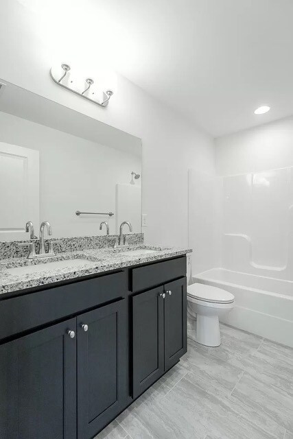 Building Photo - 5551 Stream Ln