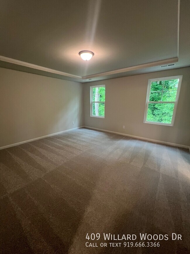 Building Photo - 409 Willard Wds Dr