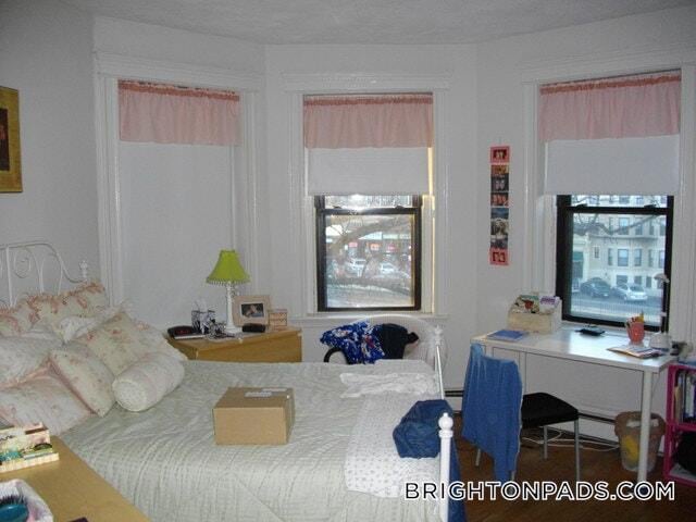 Building Photo - 1422 Commonwealth Ave