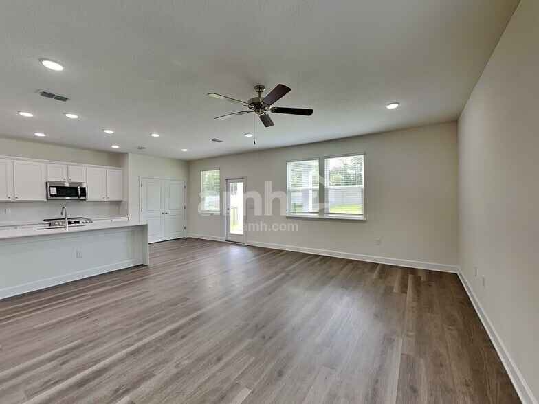 Building Photo - 2680 Noah Pines Pl