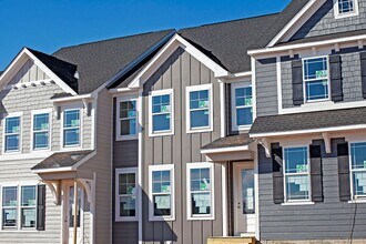 Building Photo - Pet-Friendly New Construction in Crozet's Glenbrook Community