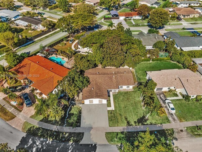 Building Photo - 13011 SW 80th St