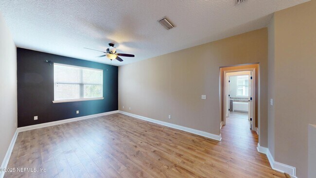 Building Photo - 415 Fever Hammock Dr
