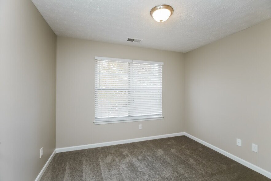 Building Photo - 7205 Bridgeport Ct