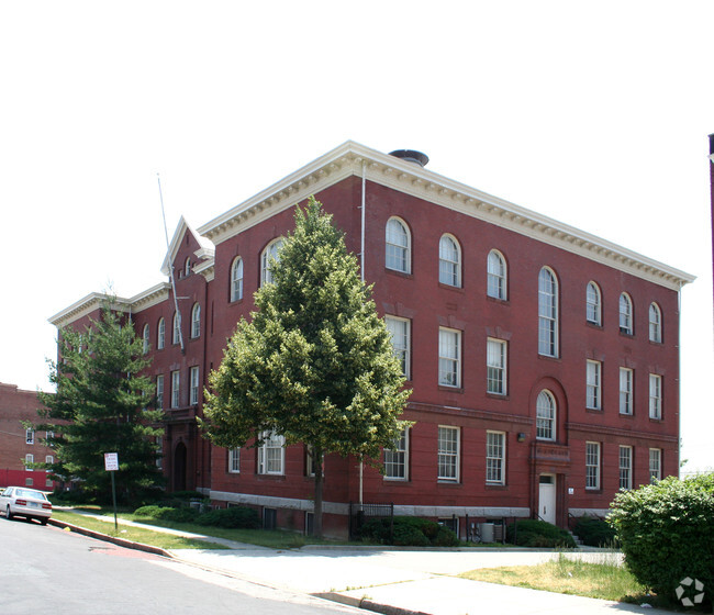Building Photo - Coleman Manor Apartments