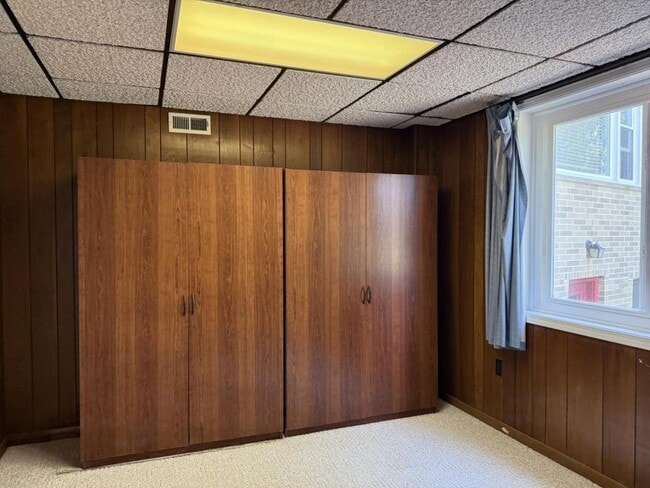 Building Photo - 1694 Arthur Dr