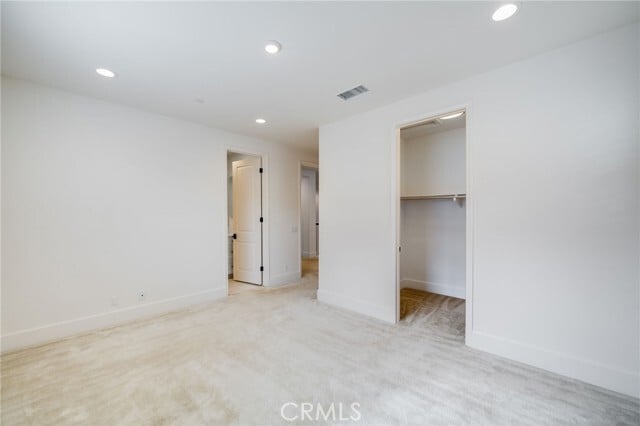 Building Photo - 214 Parkwood