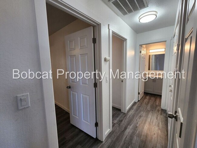 Building Photo - 3604 Imperial Wy