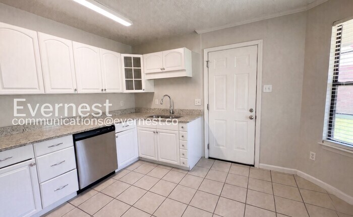 Building Photo - 4508 S Berrypick Ln