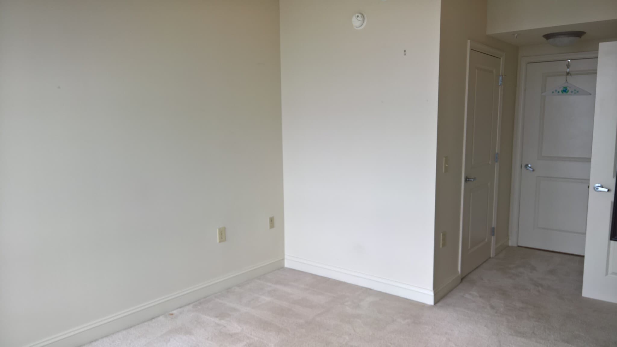 Building Photo - 11760 Sunrise Valley Dr