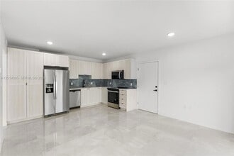 Building Photo - 14584 SW 261 St Ter