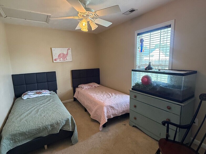 Building Photo - 559 Cypress Pond Dr