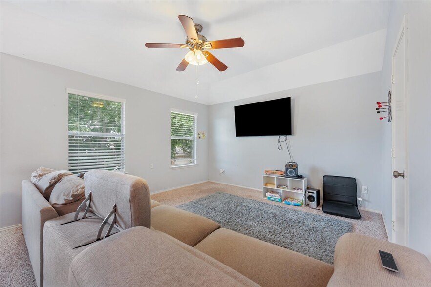 Building Photo - 1006 Partridge Dr