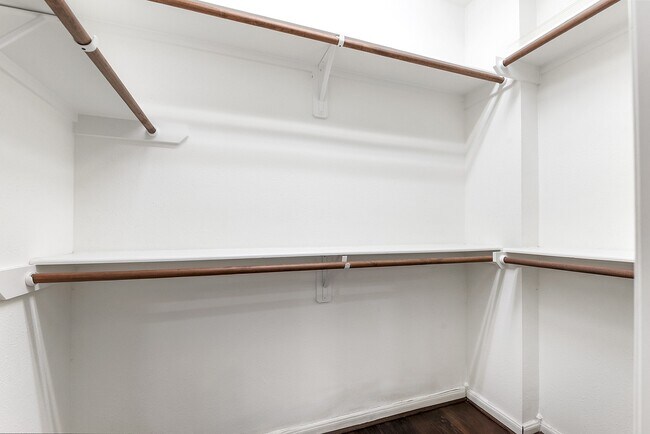 Building Photo - 5035 Logans Landing Ln