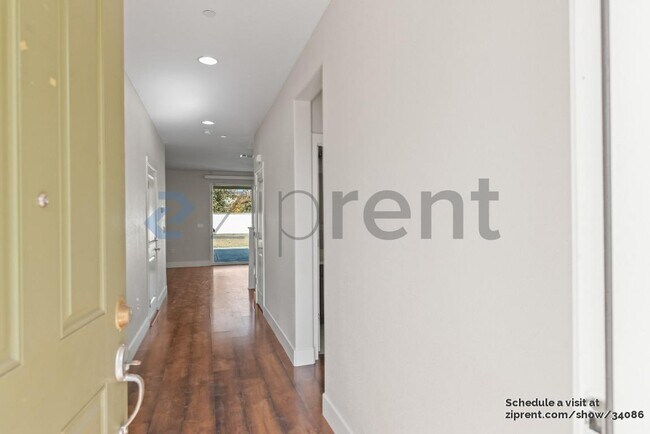 Building Photo - 1181 Navigator Dr