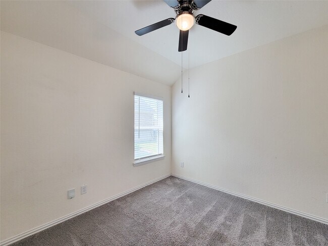 Building Photo - 10037 Swift Fox Ct