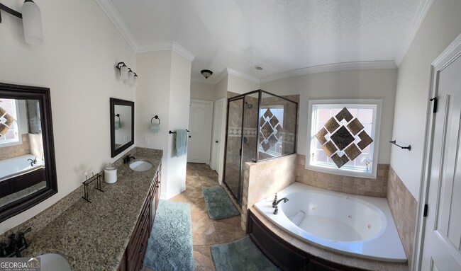 Building Photo - 305 Taylor Elaine Dr