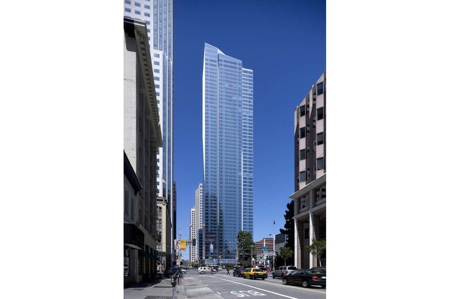 Building Photo - Fully Furnished Art Deco-Style Condo
