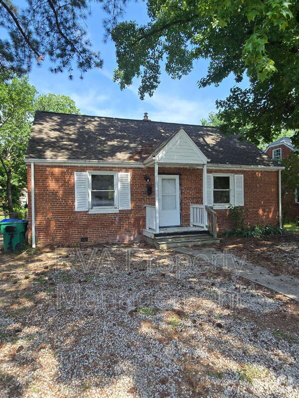 Building Photo - 1509 Silver Ave
