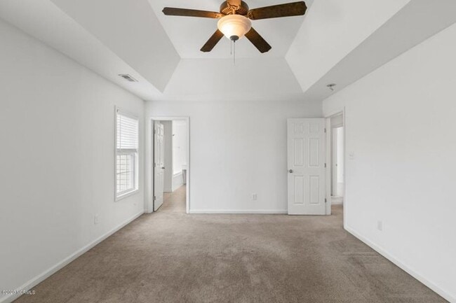 Building Photo - 147 Harvest Moon Dr