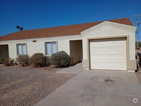 Building Photo - 3 bedroom in Eloy AZ 85131