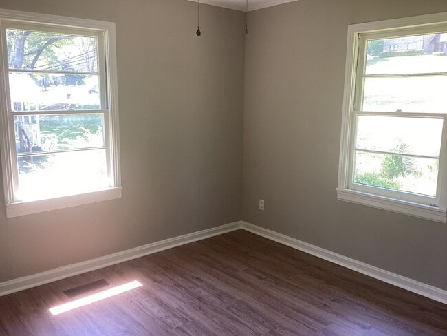 Building Photo - Newly Remodeled 3-bedroom 1 bath in North Gadsden