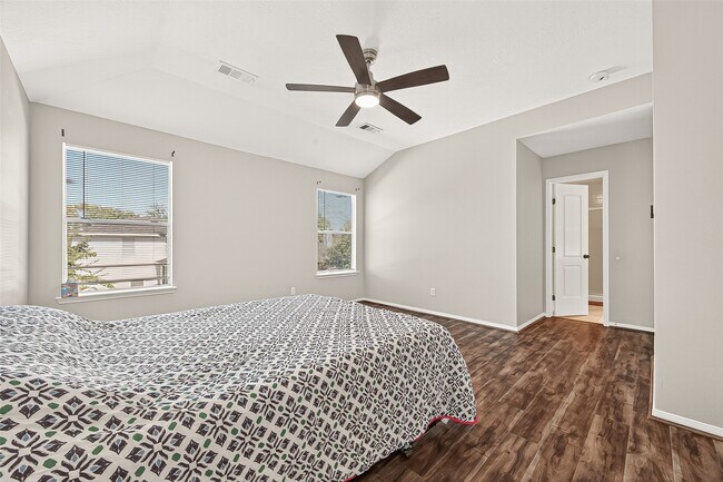 Building Photo - 17522 Coventry Squire Dr