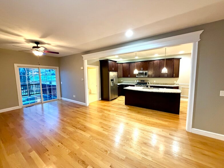 Building Photo - 46B Dominion Rd