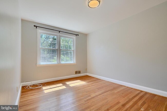 Building Photo - 938 Fairmount Ave