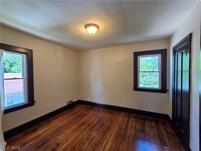 Building Photo - 5223 Paine Ave