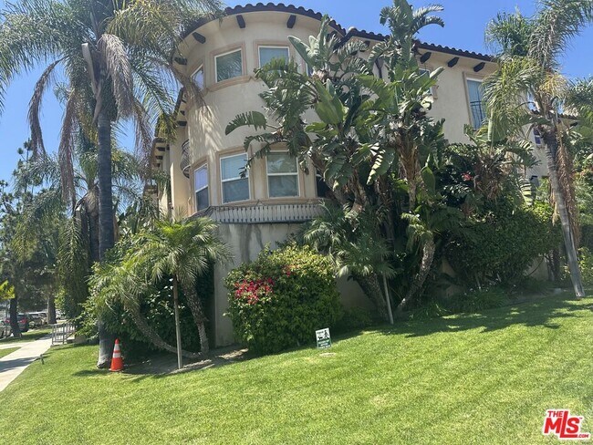 Building Photo - 2307 Mira Vista Ave