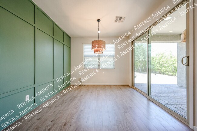 Building Photo - 282 Salali Trail