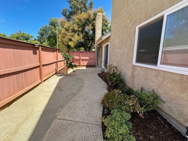 Building Photo - Updated 4 Bedroom, 2 Bath Villa Portofino ...
