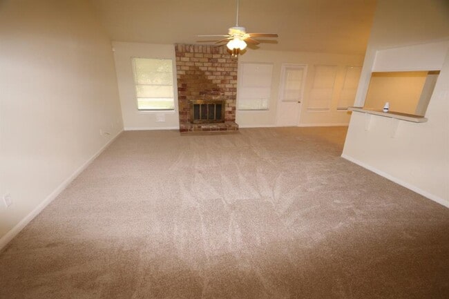 Building Photo - 9846 Sagepike Dr