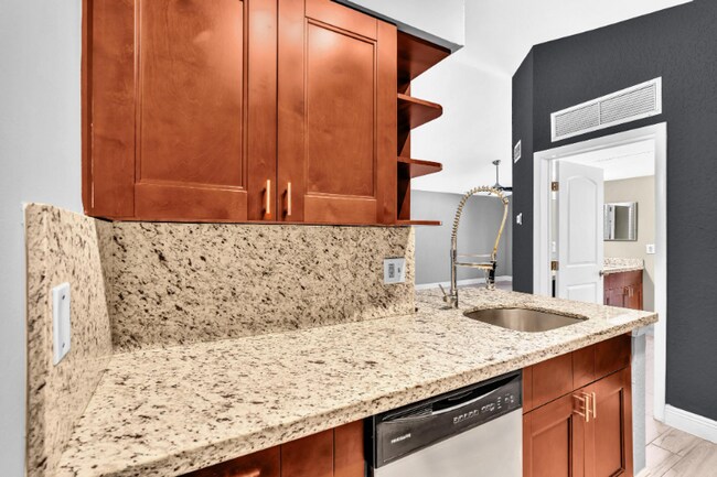 Building Photo - 2850 N Oakland Forest Dr