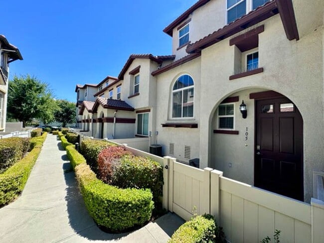 Building Photo - Upgraded 3 bedroom Willow Haven Condo available for LEASE in Murrieta!