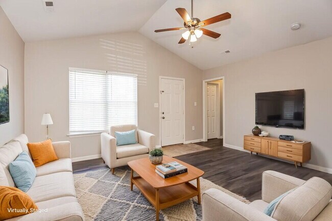 Building Photo - 1315 Braveheart Ln