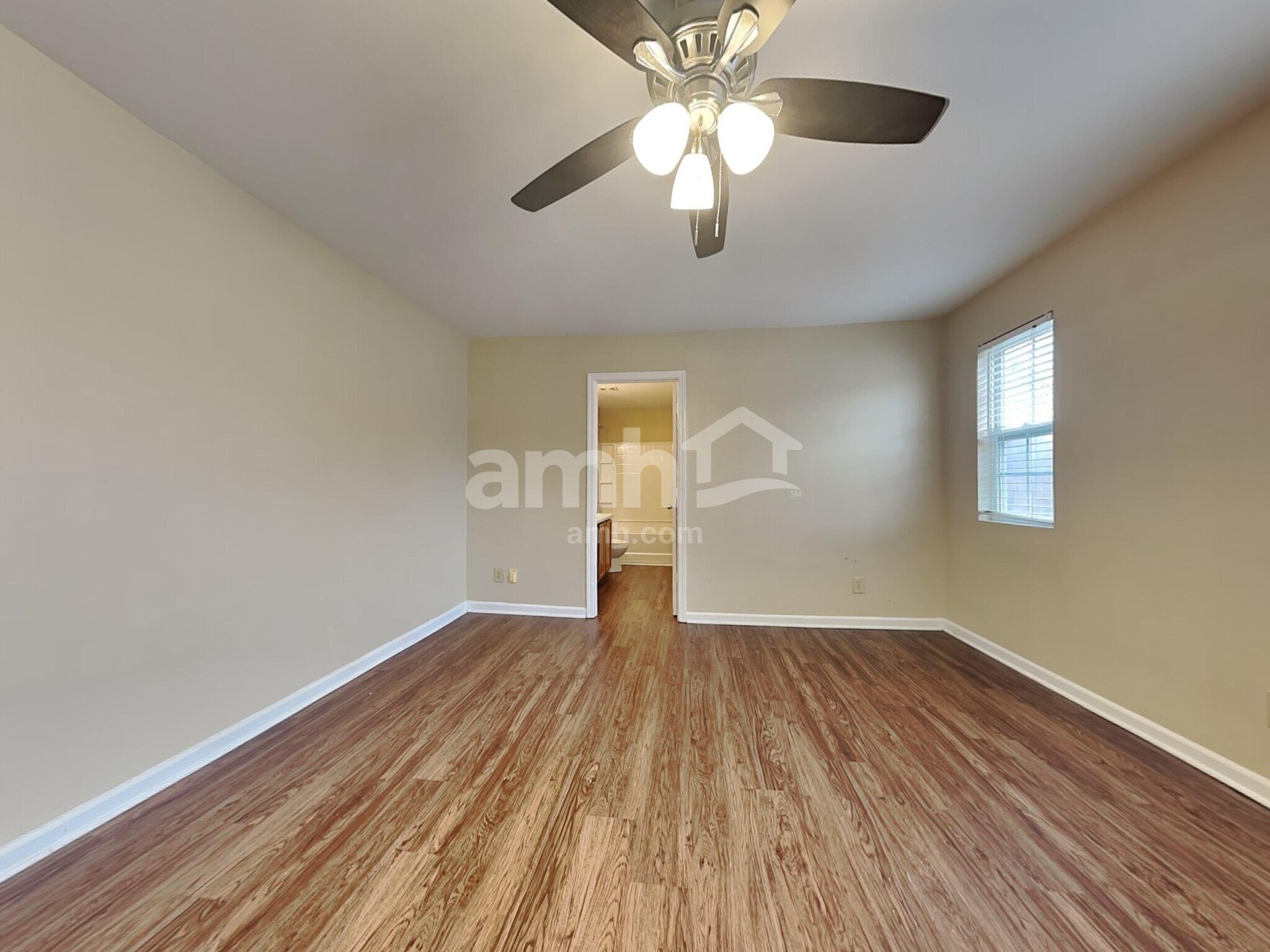 Building Photo - 911 Swearngan Ridge Ct