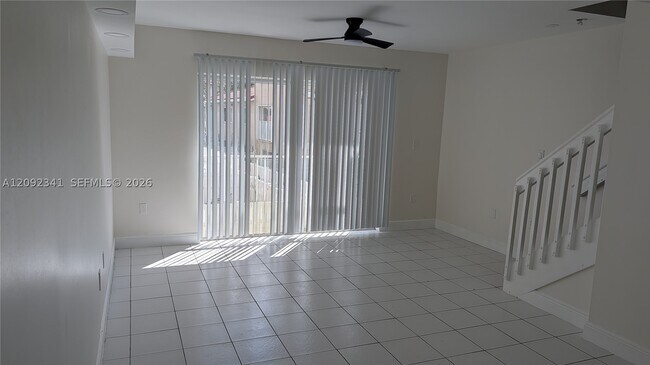 Building Photo - 208 Riviera Cir