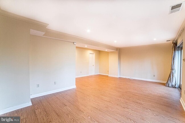 Building Photo - 3337 Contessa Ct