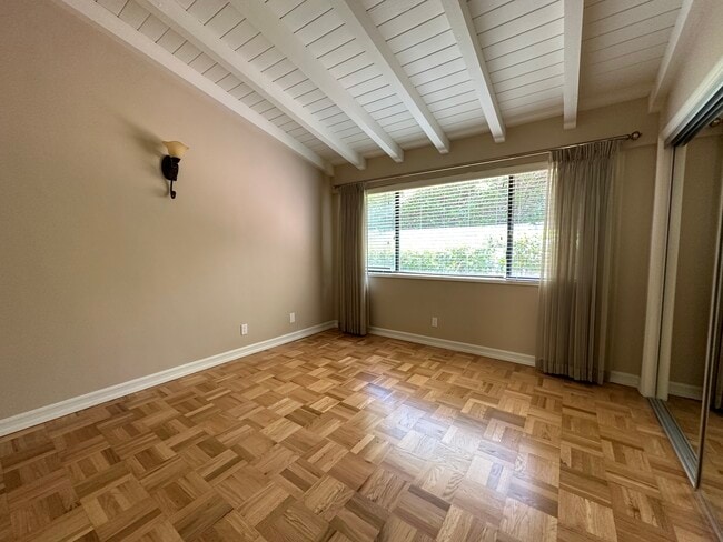 Building Photo - 1316 Granvia Altamira