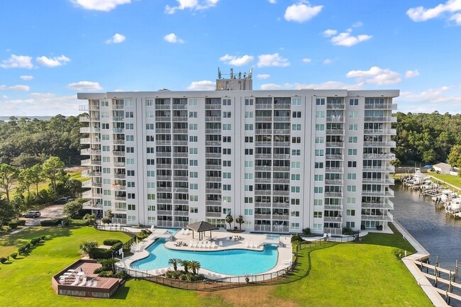 Building Photo - 4610 White Ave