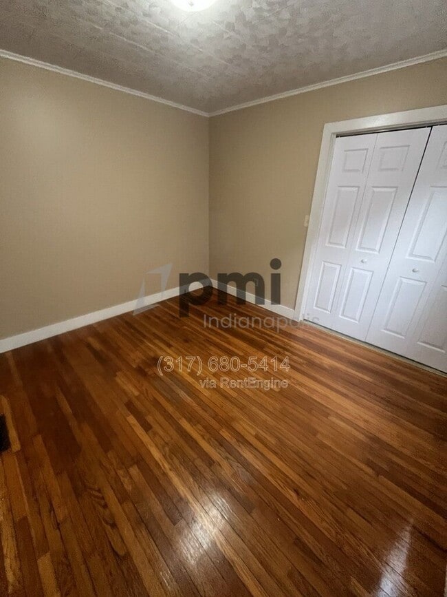 Building Photo - 1425 W Washington St