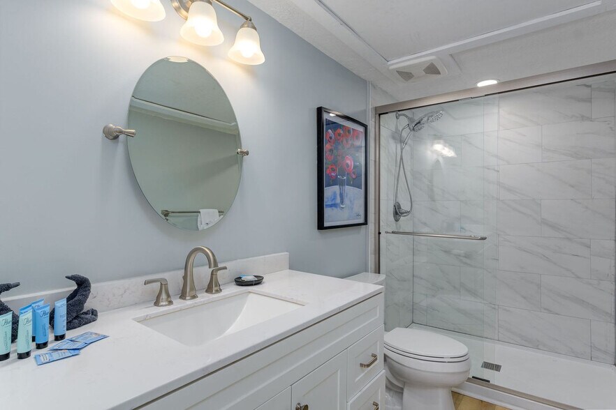 Building Photo - 59 Cuna St