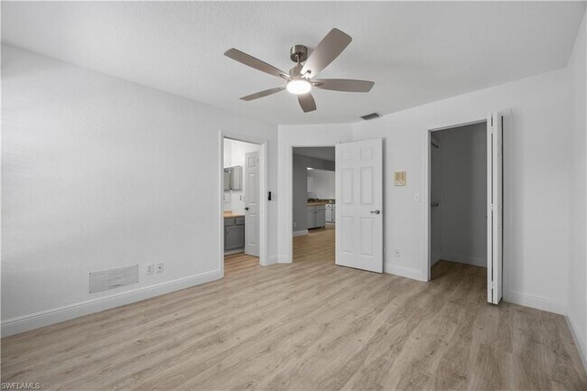 Building Photo - 6654 Tannin Ln