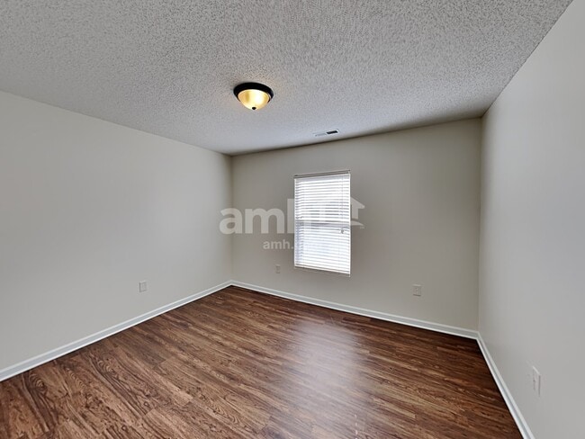 Building Photo - 441 Tribune Dr