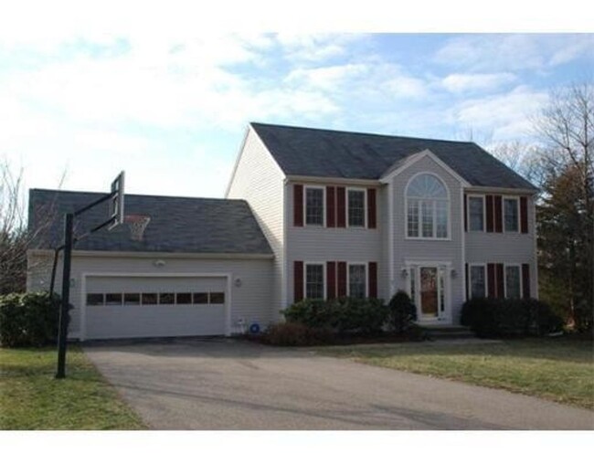 Building Photo - 3 Bedroom Single Family Home with Central A/C